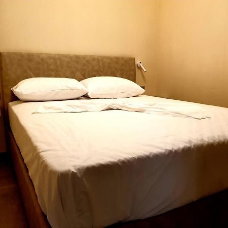 Steldi Luxury Apartments Petalídhion Екстериор снимка