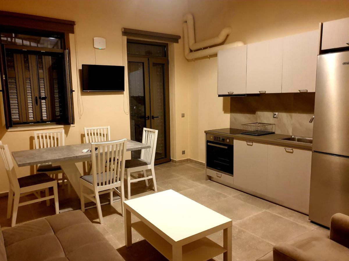 Steldi Luxury Apartments Petalídhion Екстериор снимка